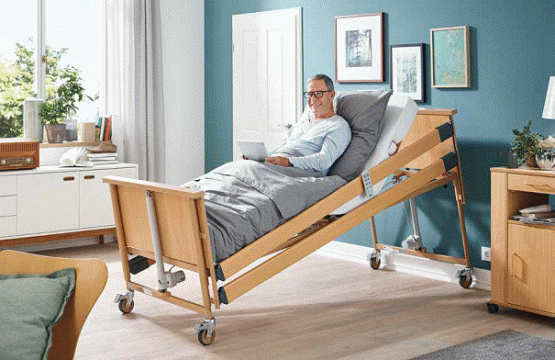 Електрическо болнично легло BURMEIER Германия с четири функции и регулируем наклон дая еоод заглавна